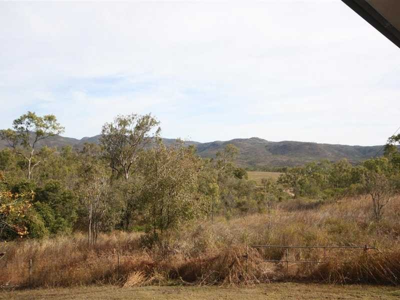 279 Channel Rd, Walkamin QLD 4872