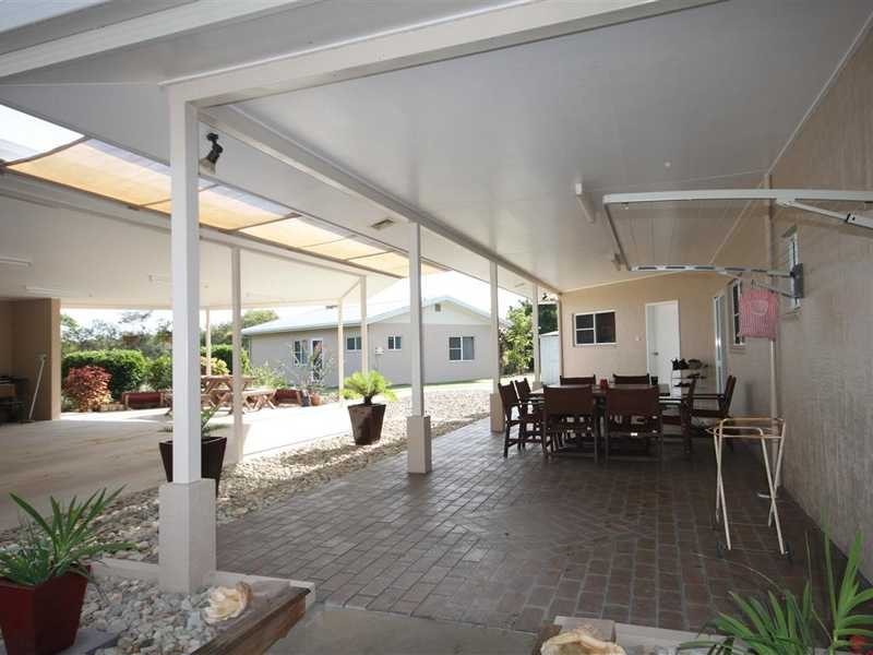 5 Debel Close, Mareeba QLD 4880