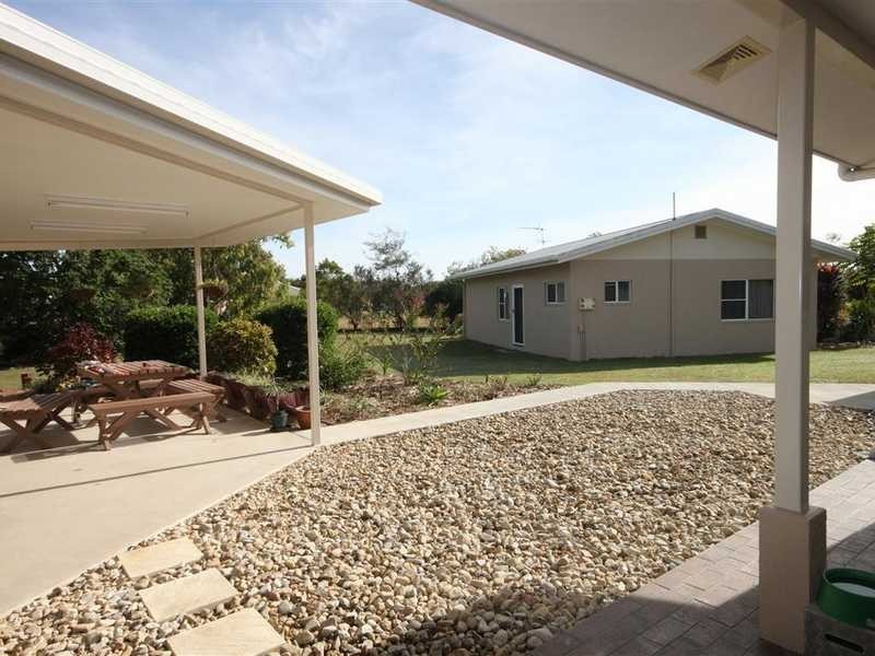 5 Debel Close, Mareeba QLD 4880
