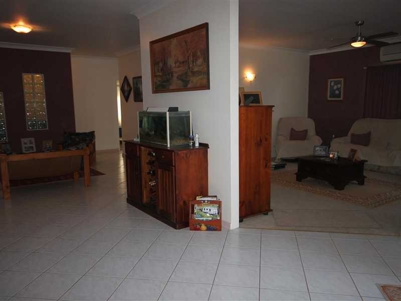 5 Debel Close, Mareeba QLD 4880