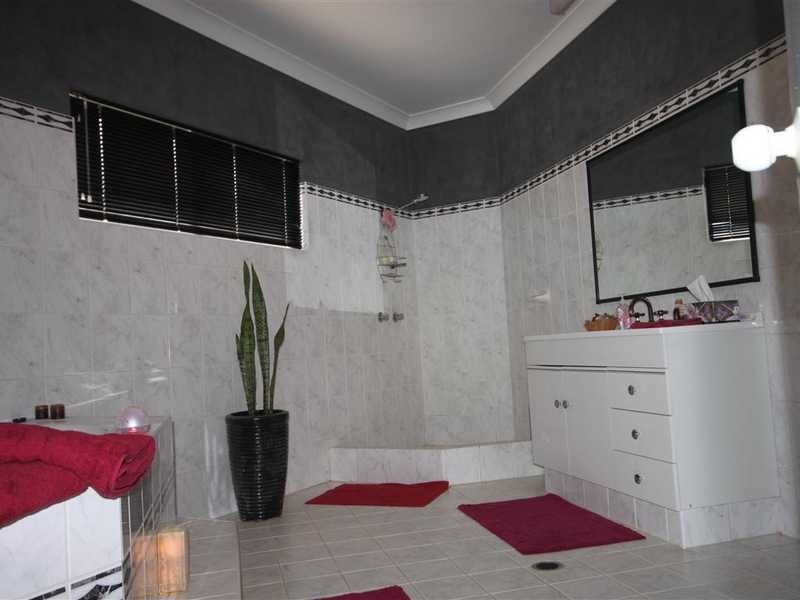 5 Debel Close, Mareeba QLD 4880