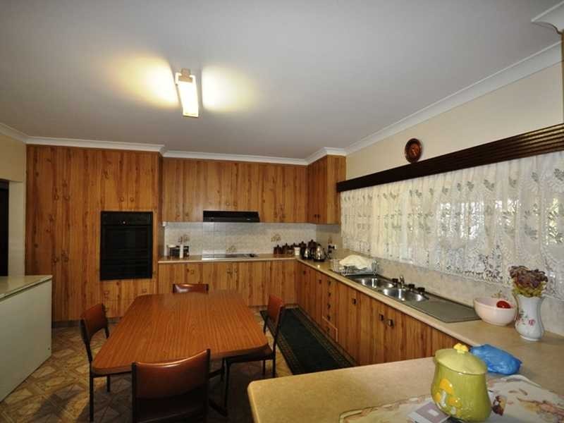 108 Bower Rd, Mareeba QLD 4880