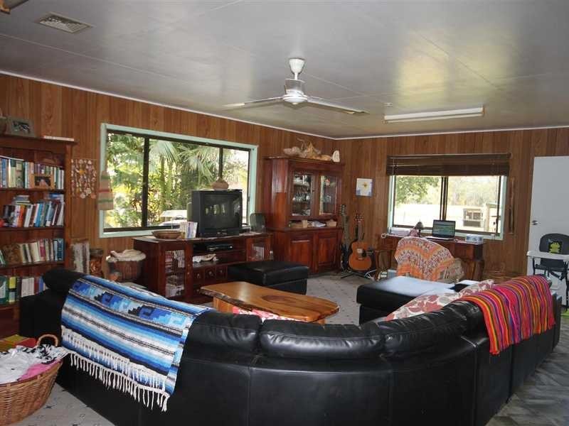 618 Hodzic Rd, Mareeba QLD 4880