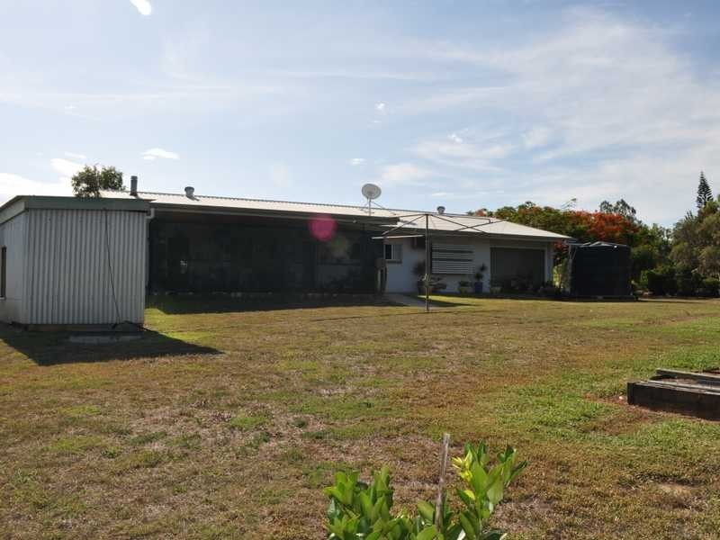 15 Bentley Street, Mareeba QLD 4880