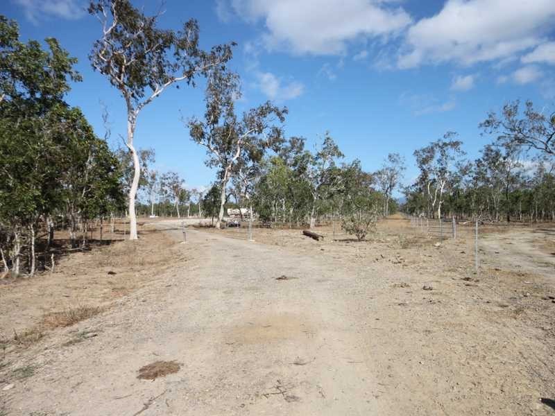 Lot 300 Peninsula Development Road, Mareeba QLD 4880
