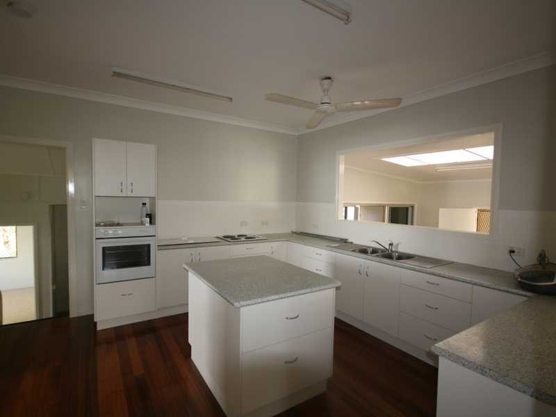 8 Kilpatrick Street, Mareeba QLD 4880