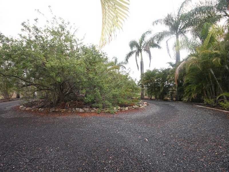 65 Emerald Heights Road, Mareeba QLD 4880