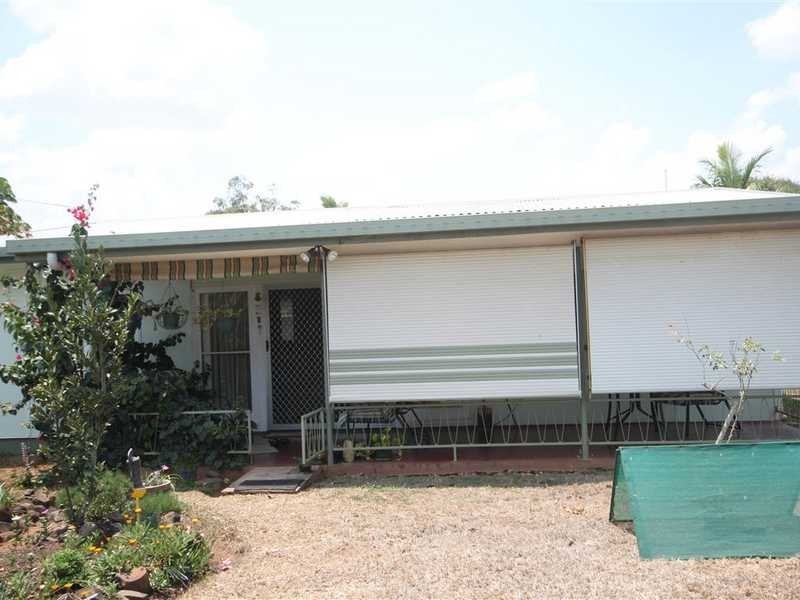 27 chewko Road, Mareeba QLD 4880