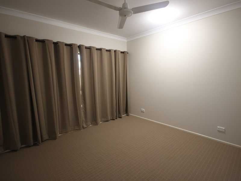 14 Leinster Drive, Mareeba QLD 4880