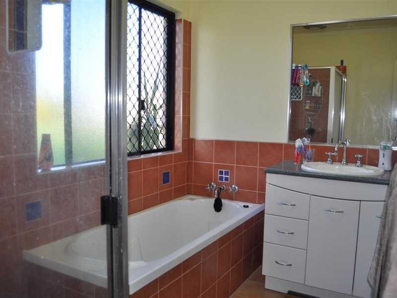 56 Anzac Avenue, Mareeba QLD 4880