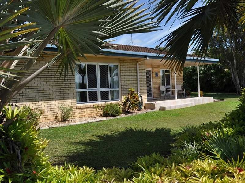 27 Foulis Street, Mareeba QLD 4880