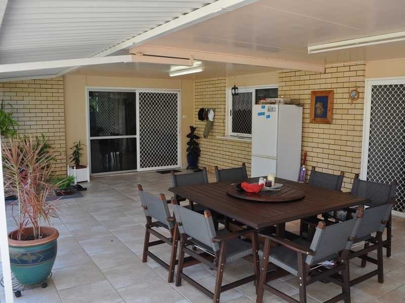 27 Foulis Street, Mareeba QLD 4880