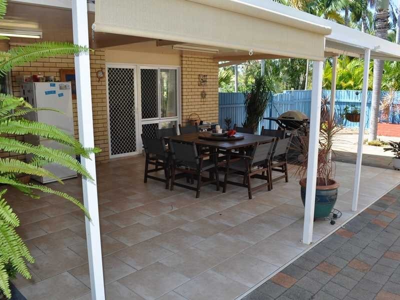 27 Foulis Street, Mareeba QLD 4880