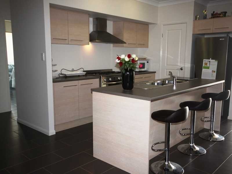 20 Mirrabook Avenue, Mareeba QLD 4880