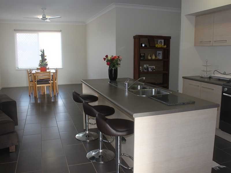 20 Mirrabook Avenue, Mareeba QLD 4880