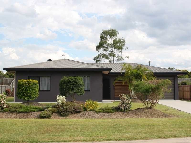 23 River Drive, Mareeba QLD 4880