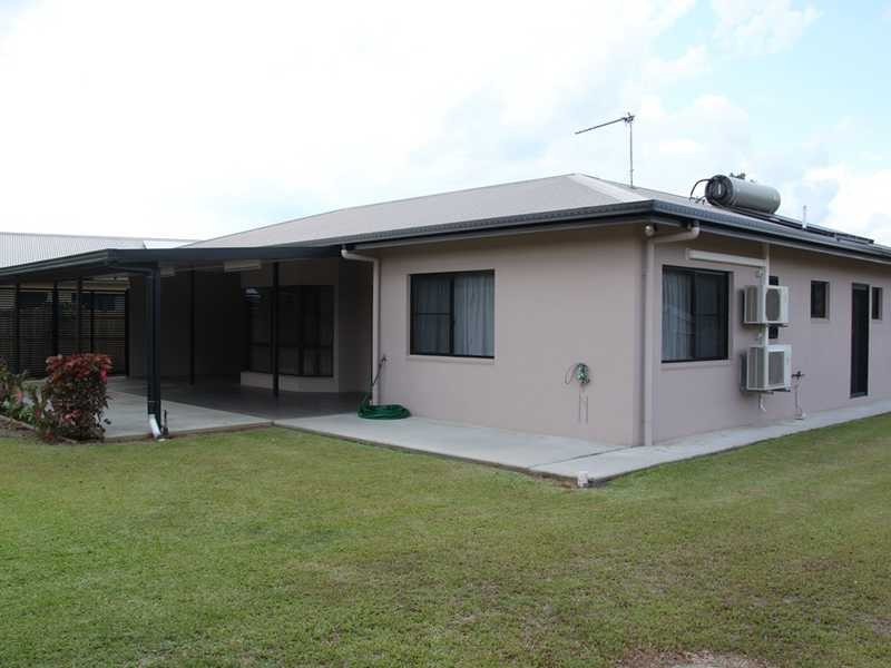23 River Drive, Mareeba QLD 4880