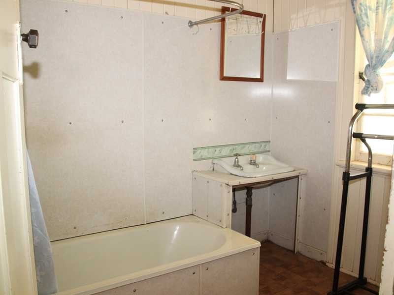 43 Basalt Street, Mareeba QLD 4880