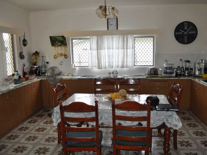 13 Vaughan St, Mareeba QLD 4880