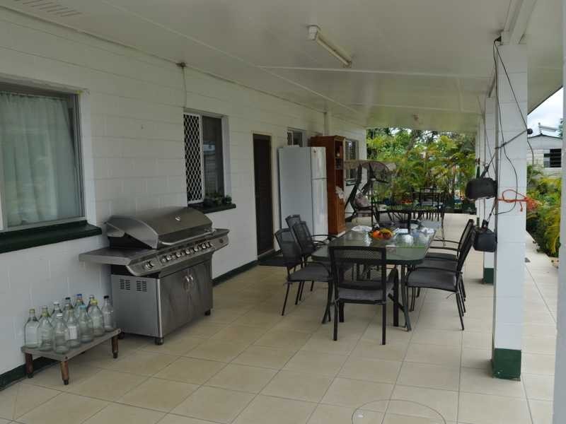 13 Vaughan St, Mareeba QLD 4880