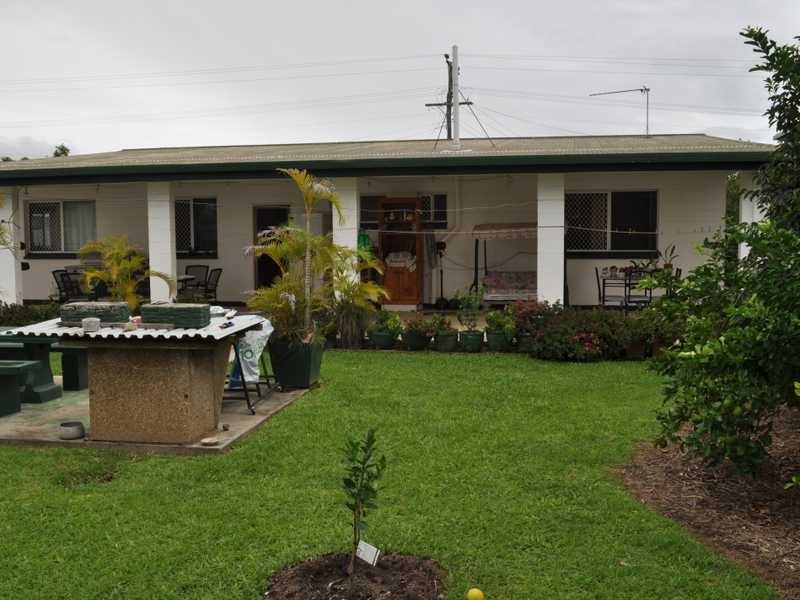 13 Vaughan St, Mareeba QLD 4880