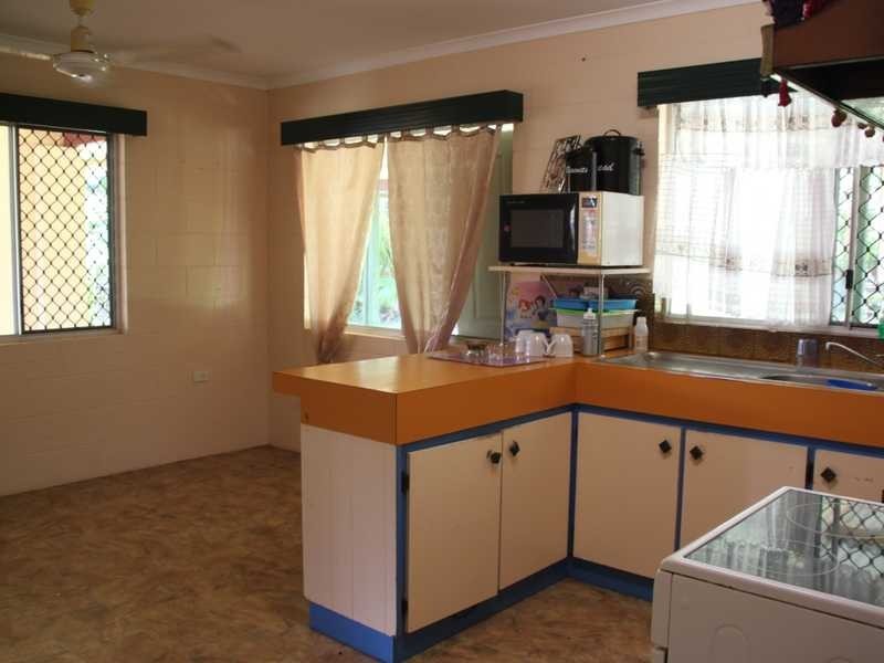56 Royes Street, Mareeba QLD 4880