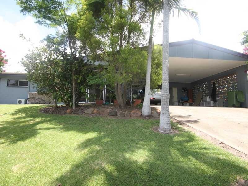 13 Riverview Close, Mareeba QLD 4880