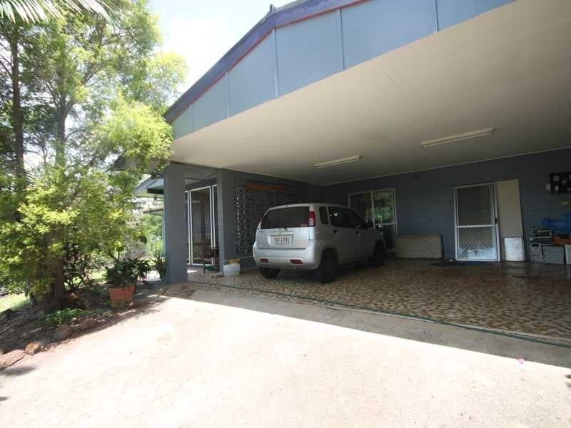 13 Riverview Close, Mareeba QLD 4880