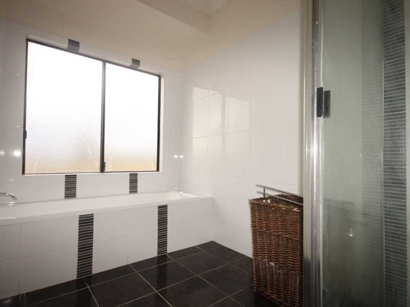 119 Coronet Drive, Mareeba QLD 4880