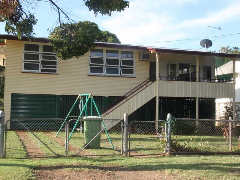 19 Peters Street, Mareeba QLD 4880
