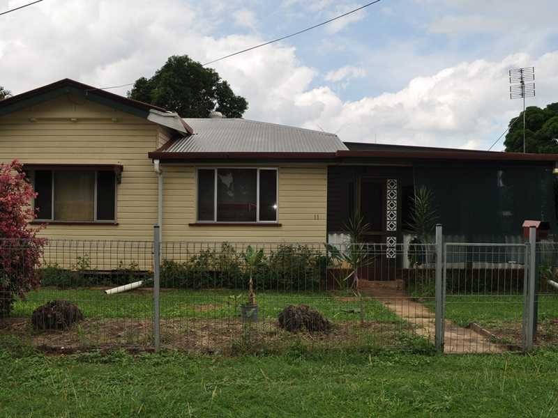 11 Jasper Street, Mareeba QLD 4880