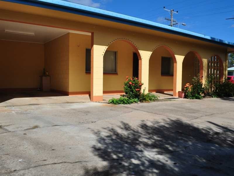 1/ 77 Vaughan Street, Mareeba QLD 4880