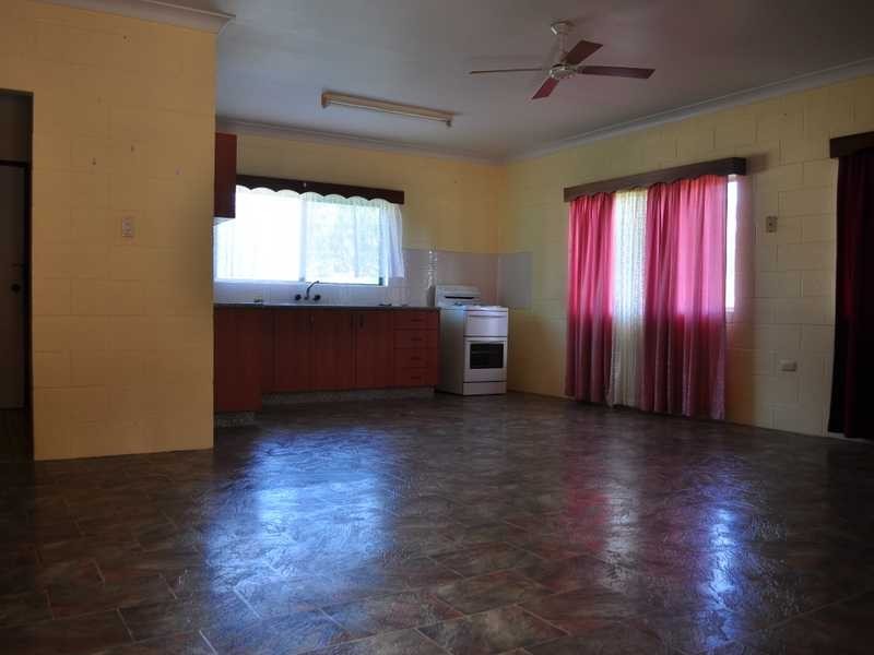 1/ 77 Vaughan Street, Mareeba QLD 4880