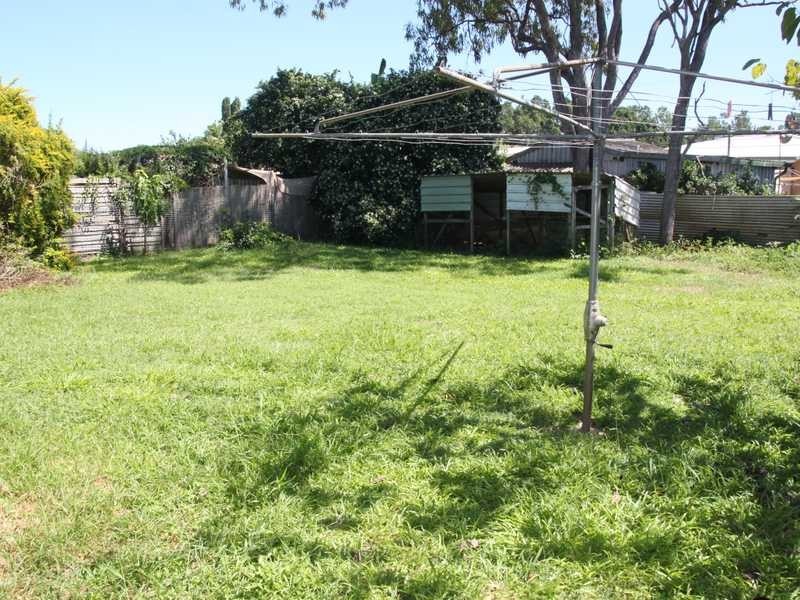 17 Rankin Street, Mareeba QLD 4880