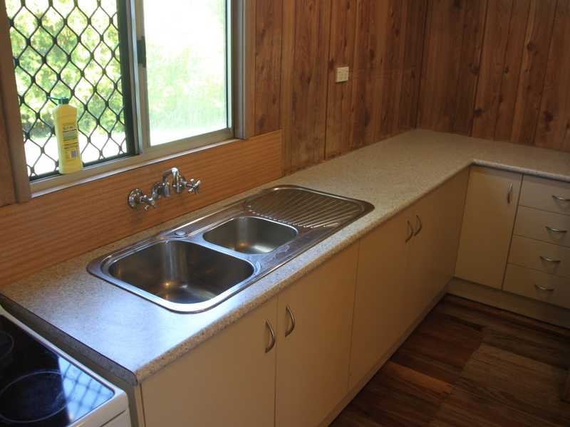 17 Rankin Street, Mareeba QLD 4880