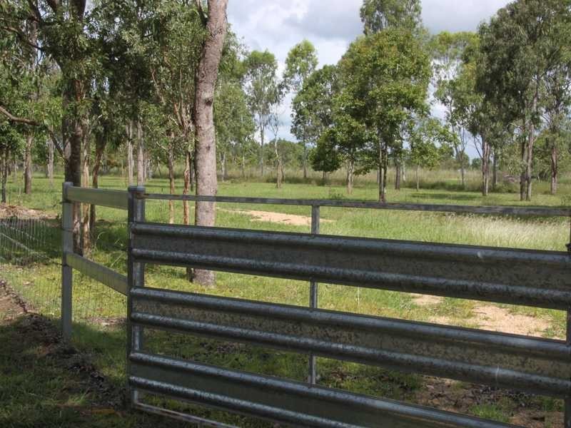 23 Pleasant Close, Mareeba QLD 4880
