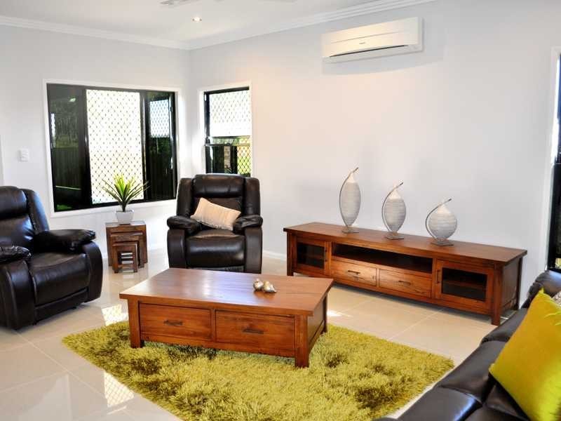 8 Michelina Close, Mareeba QLD 4880