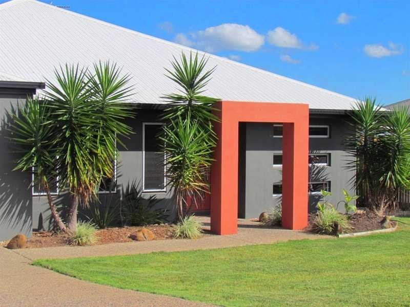 7 Peluchetti Place, Mareeba QLD 4880