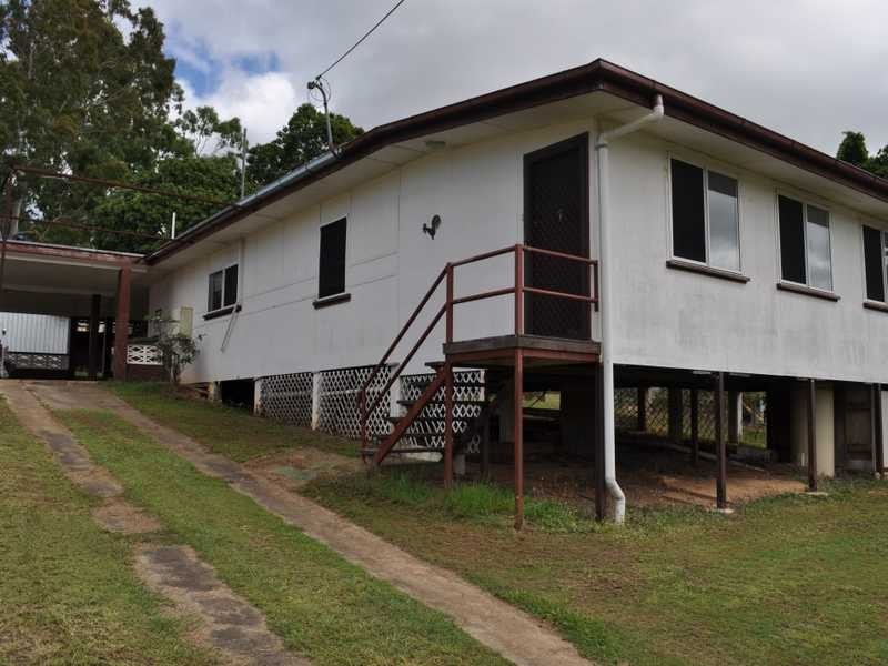 7 Love Street, Mareeba QLD 4880