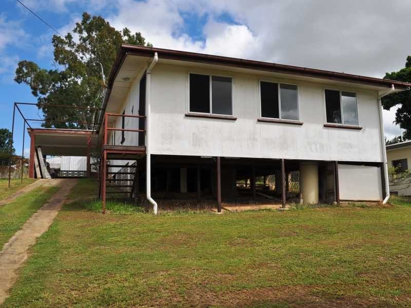 7 Love Street, Mareeba QLD 4880