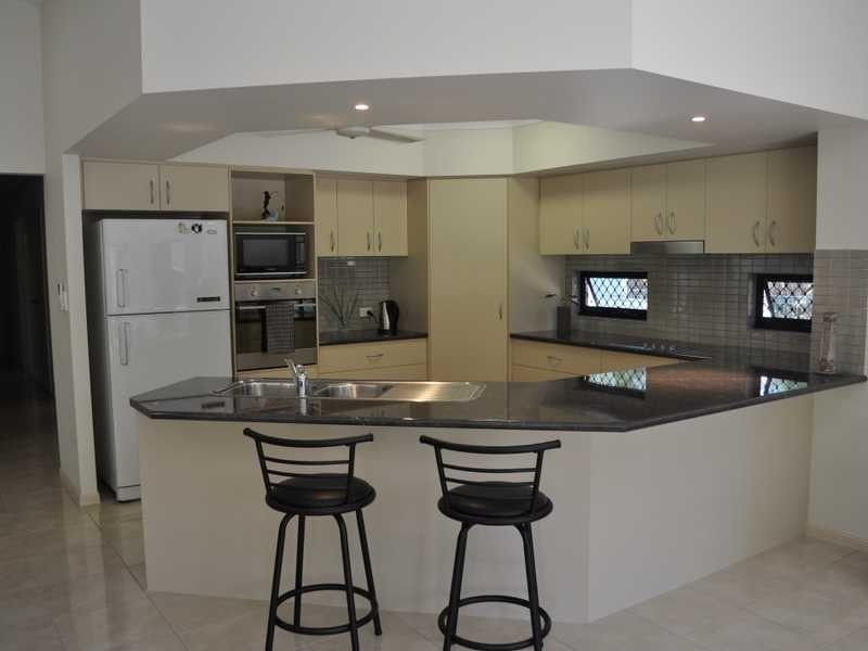 52 Amaroo Drive, Mareeba QLD 4880