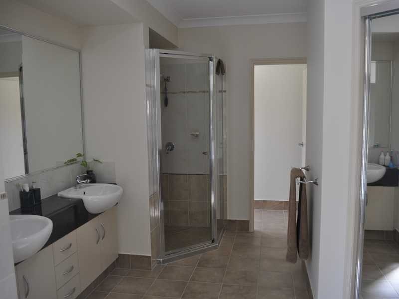 52 Amaroo Drive, Mareeba QLD 4880
