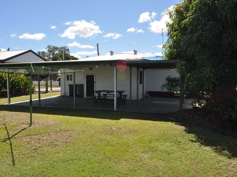 20 Petersen Street, Mareeba QLD 4880