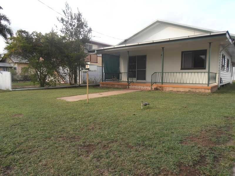 31 Robins Street, Mareeba QLD 4880