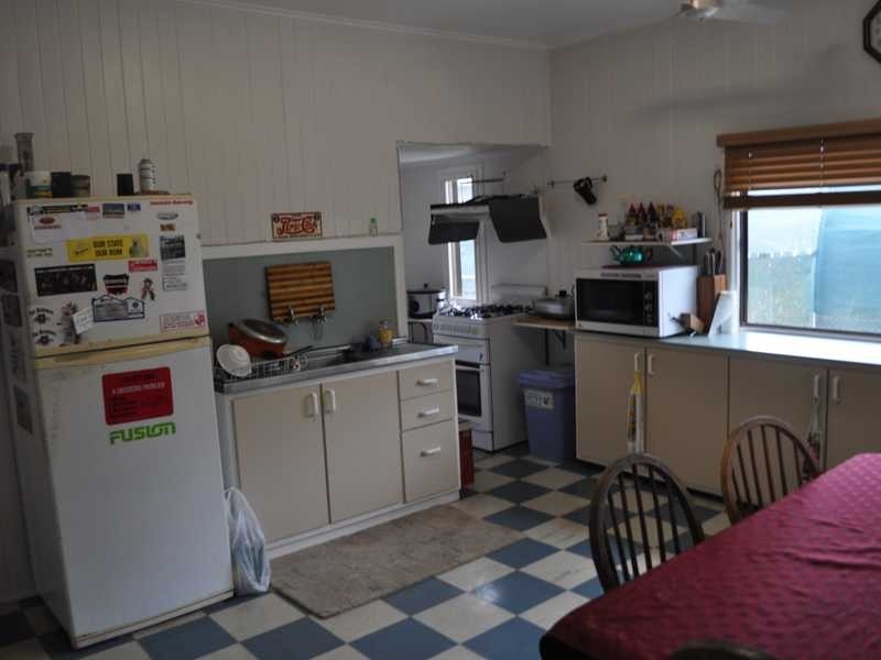 31 Robins Street, Mareeba QLD 4880