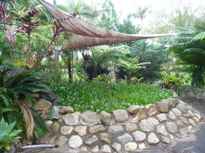 8 Byrnes Rd, Mareeba QLD 4880