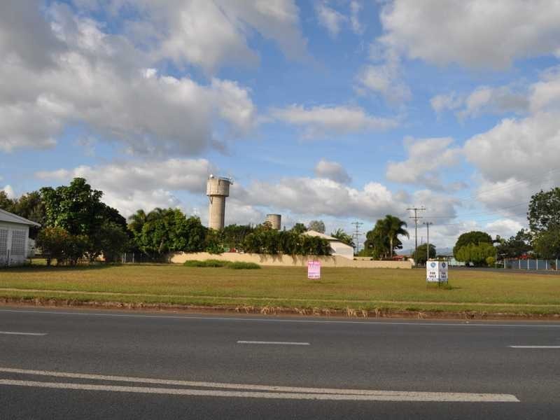 303 Byrnes Street, Mareeba QLD 4880