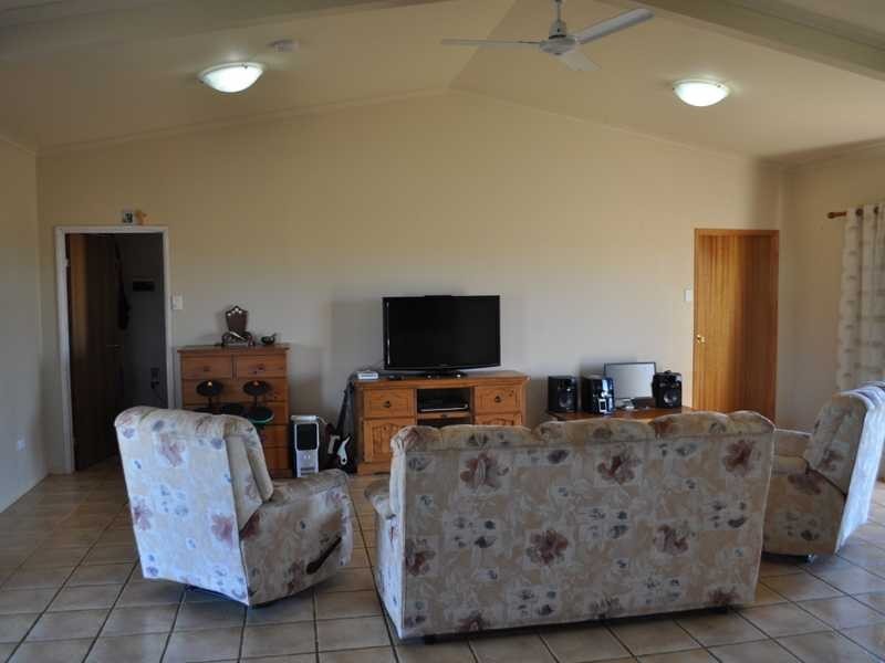 73 Shaban Close, Mareeba QLD 4880