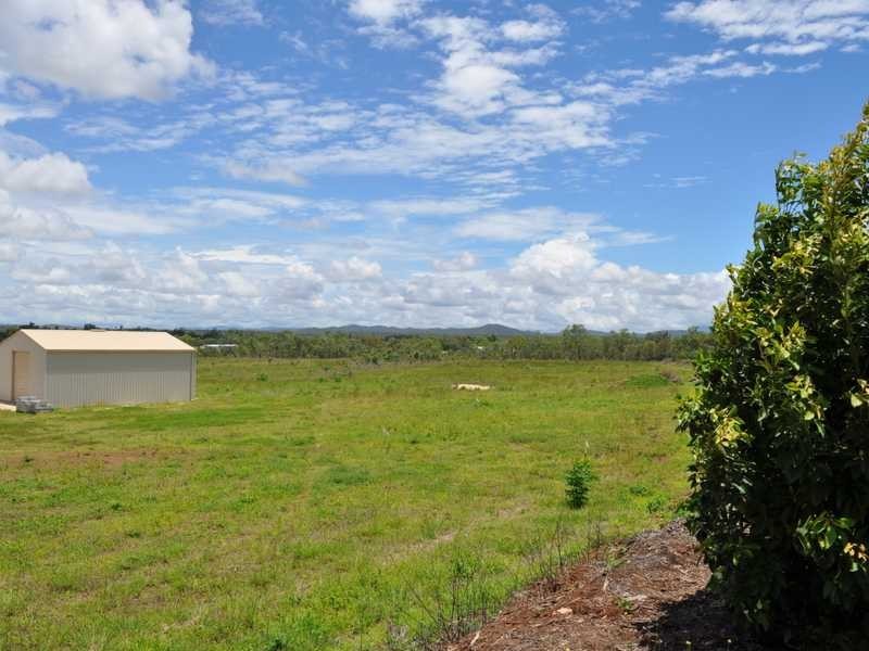 Antonio Drive, Mareeba QLD 4880