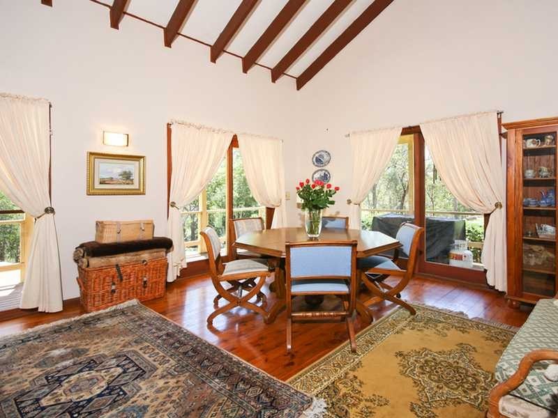 31 Lang Rd, Kenthurst NSW 2156